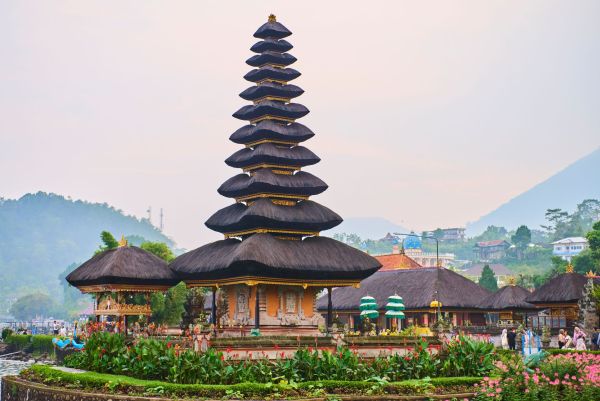 Comment organiser une visite des temples hindous à Bali sans guide?