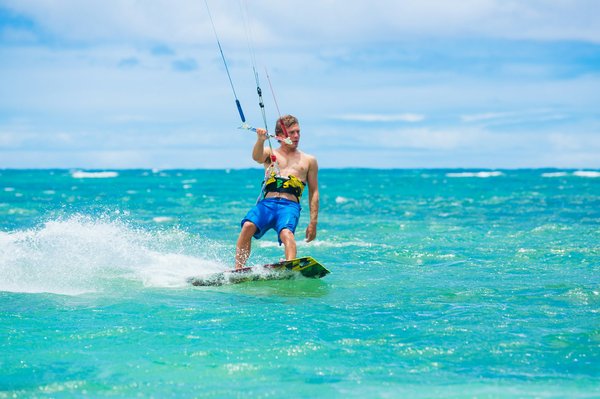Quels sont les meilleurs spots pour faire du kitesurf à Zanzibar, Tanzanie?